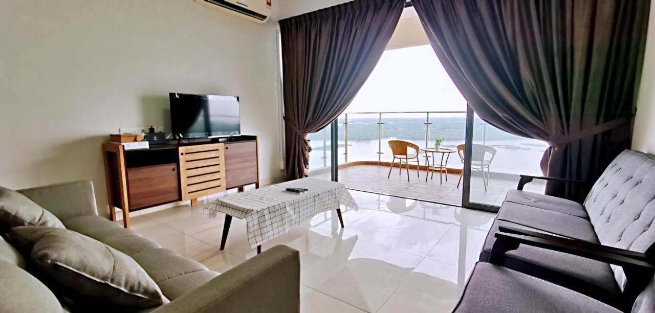ジョホールバルSuperb Seaview Royal Strand Danga Bay Country Gardenアパートメント エクステリア 写真